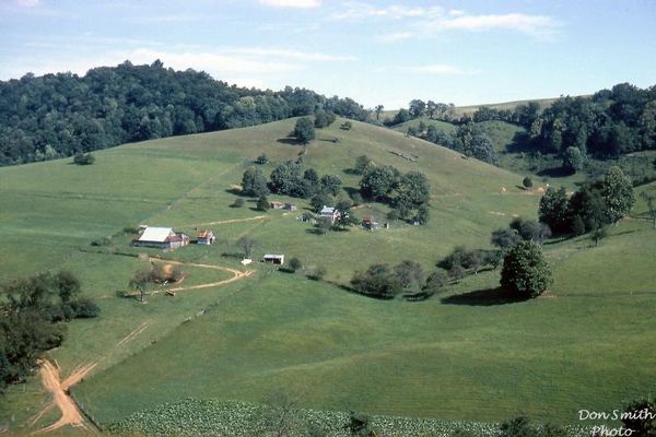 crenshaqfarm.jpg
THE CRENSHAW FARM / BEAVER CREEK AREA NEAR SALTVILLE, VA. / SEPTEMBER 1963.  Courtesy of Don Smith [email]dsmith1043@comcast.net[/email]

 

