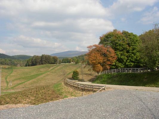 ghff09/4/20 24:01
This photo was taken near Azen Baptist Church, Konnarock.  Coutesy of Mary Jane Burn
