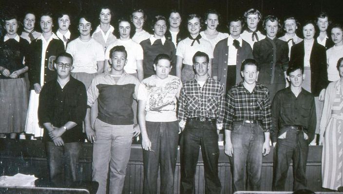 Glade Spring - Glade Spring High School Class of 1952
Courtesy of Don Smith [email]dsmith1043@comcast.net[/email]
