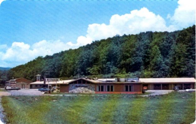 Mountain City - Hermit Motel
From a 1960s postcard.
