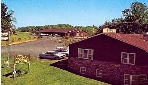 leeslodge.jpg
This is from a 1960s postcard.
