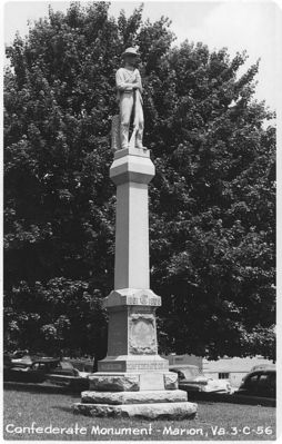 Marion - Confederate Monument
This early 1950s monument to Confederate Veterans is located on the Smyth County, Virginia Court House lawn.
