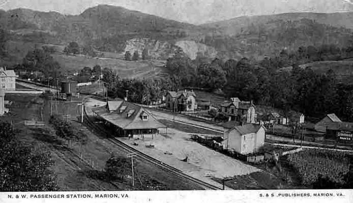 marionrrdepot.jpg
This is from a 1908 postcard.
