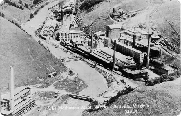 Saltville - Mathieson Alkali Works
This 1930s postcard shows an aerial view of the main Mathieson Alkali Works facilities along the banks of the North Fork of Holston River in Saltville.
