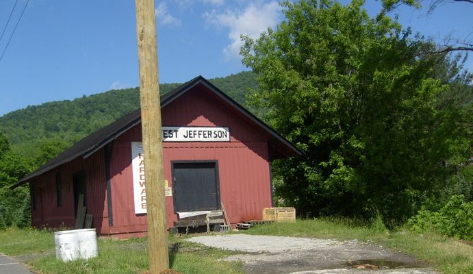 West Jefferson - Railroad Depot
Photo by Jeff Weaver June 4, 2007.
