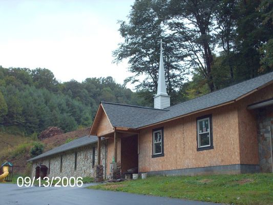 pics 044.jpg
Photo September 13, 2006 by Jeff Weaver.
