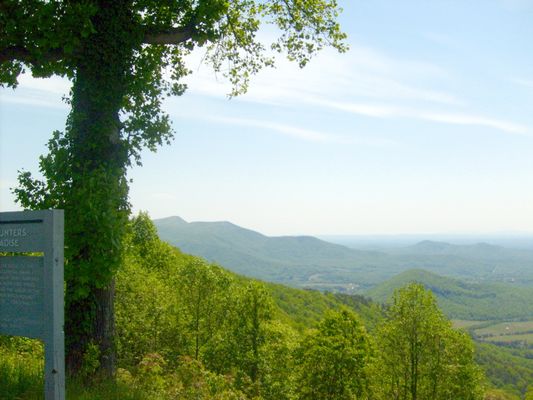 Cumberland Knob - View of Stone Mountain
Photo by Jeff Weaver, May 20, 2007.
