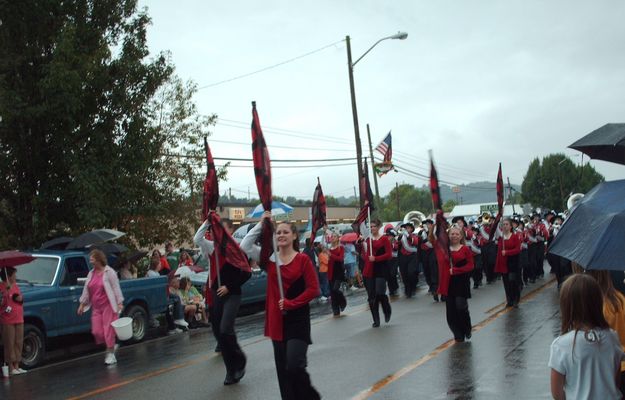 pics 137.jpg
This photo shows the Marion Scarlet Hurricane Marching Band at the Chilhowie Apple Festival Parade on September 23, 2006.  Photo by Jeff Weaver.
