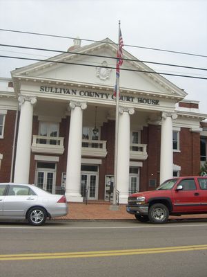 Blountville - Sullivan County Court House
Photo September 10, 2007 by Jeff Weaver.
