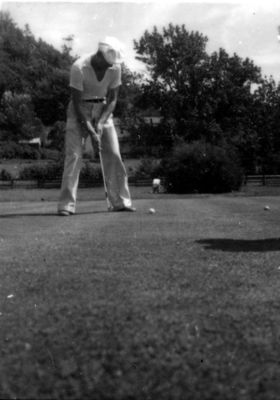 porterSaltvilleGolf.jpg
This is a John Porter photo taken 1937-40 courtesy of Doug Ogle.
