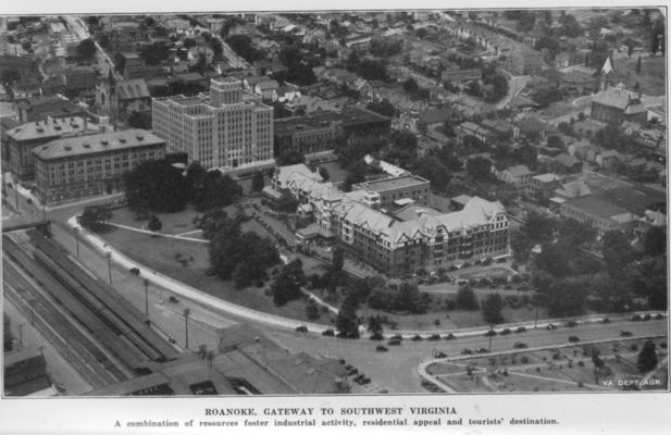 roanokeaerail1.jpg
This is a 1937 aerial view of Hotel Roanoke and surrounding area.
