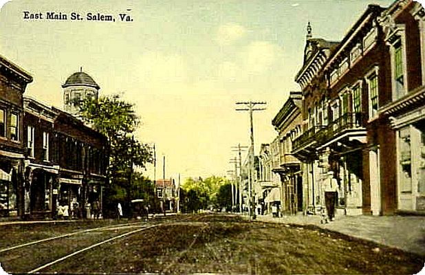 salemeastmain1917.jpg
This is a 1917 postcard view.
