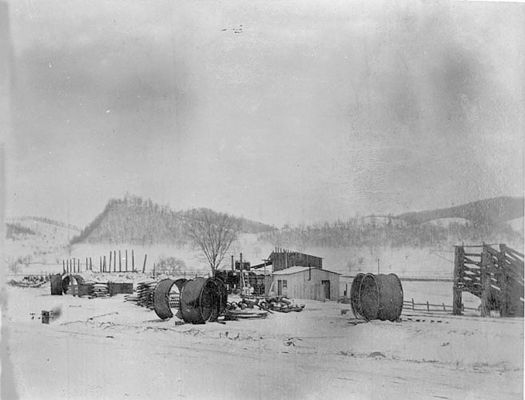 saltvillelab.jpg
This photo is very early 20th century.
