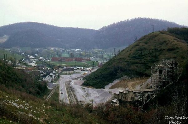 Saltville - Screening Plant
DISMANTLING THE SCREENING PLANT  /  OLIN  /  SALTVILLE, VA.  /  APRIL 1969.  Courtesy of Don Smith [email]dsmith1043@comcast.net[/email]
