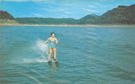 Abingdon - South Holston Lake
This 1960s postcard shows water skiing on South Holston Lake near Abingdon.
