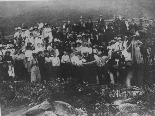 tuckerdalebaptizing~0.jpg
Rev. Blankenship and Rev. Walton are performing the ceremony.  And they are Methodists.
