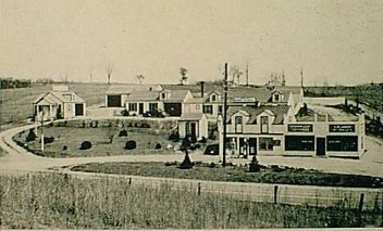 rankinscourt.jpg
This is a 1940s/1950s postcard.
