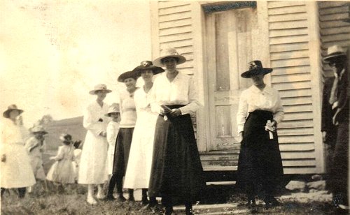 centraldoor1917 Sunday School Group at Central Methodist Church, ca. 1917